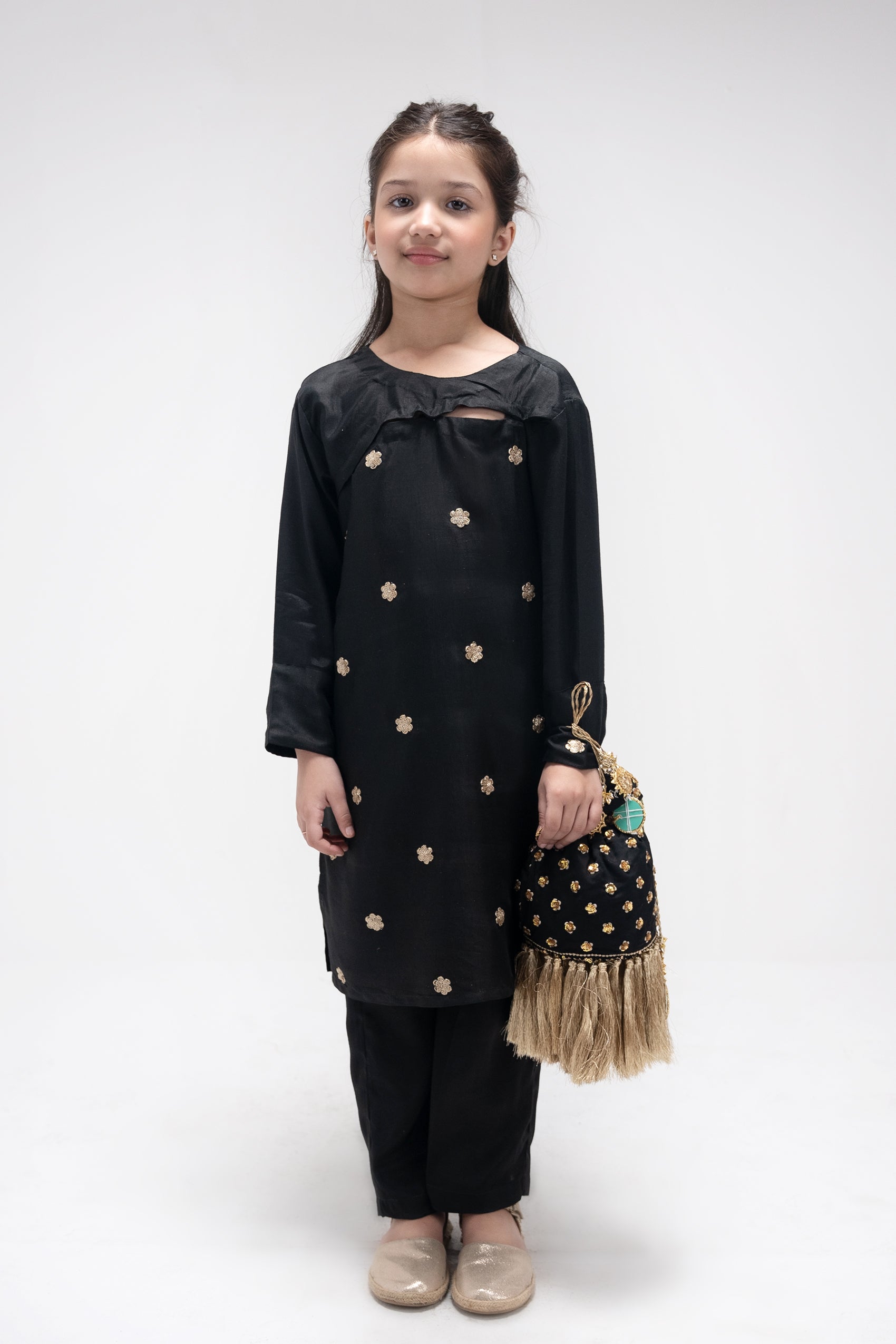 Buy kids clothes online in Pakistan 
