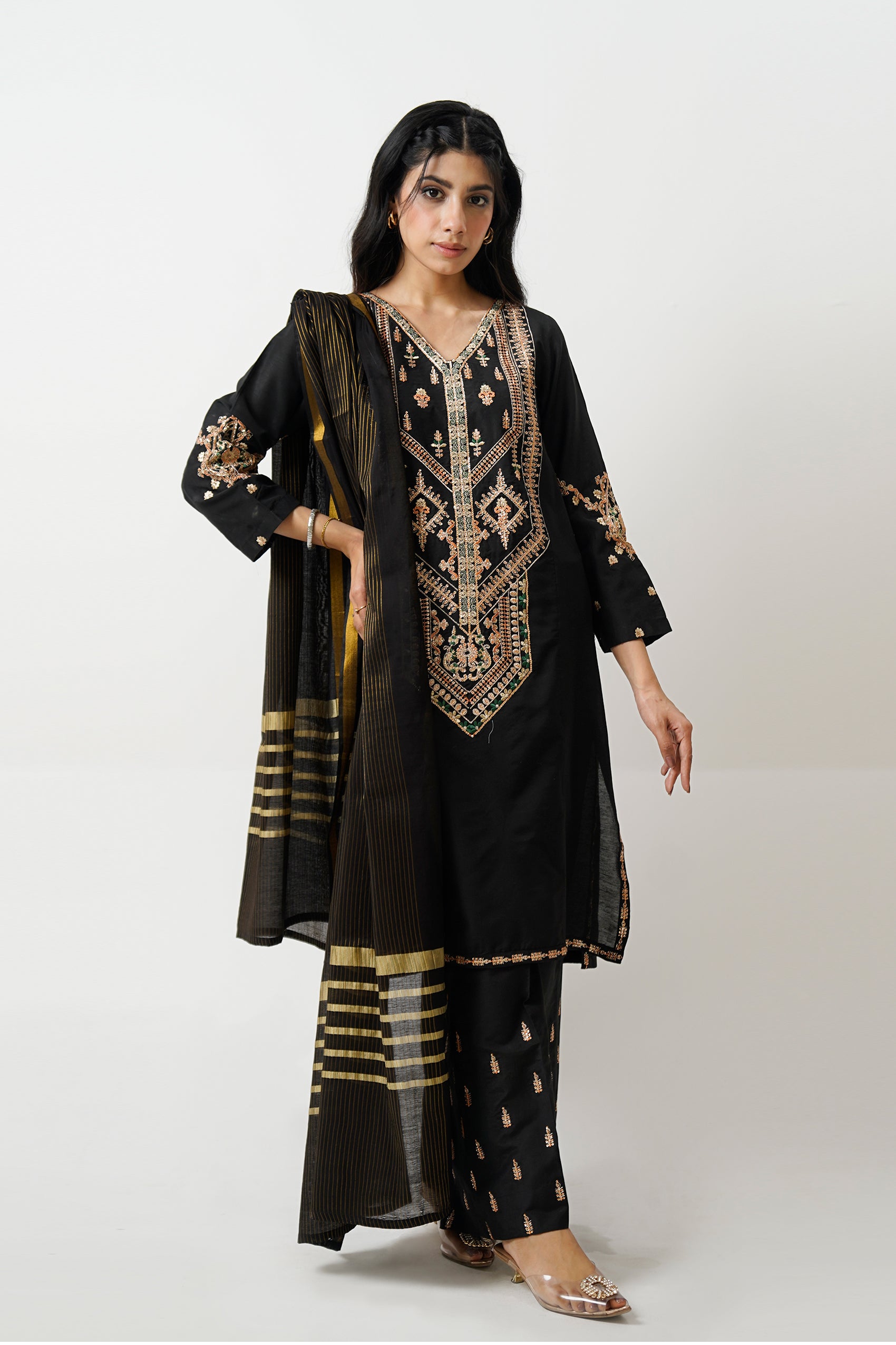 embroidered lawn collection