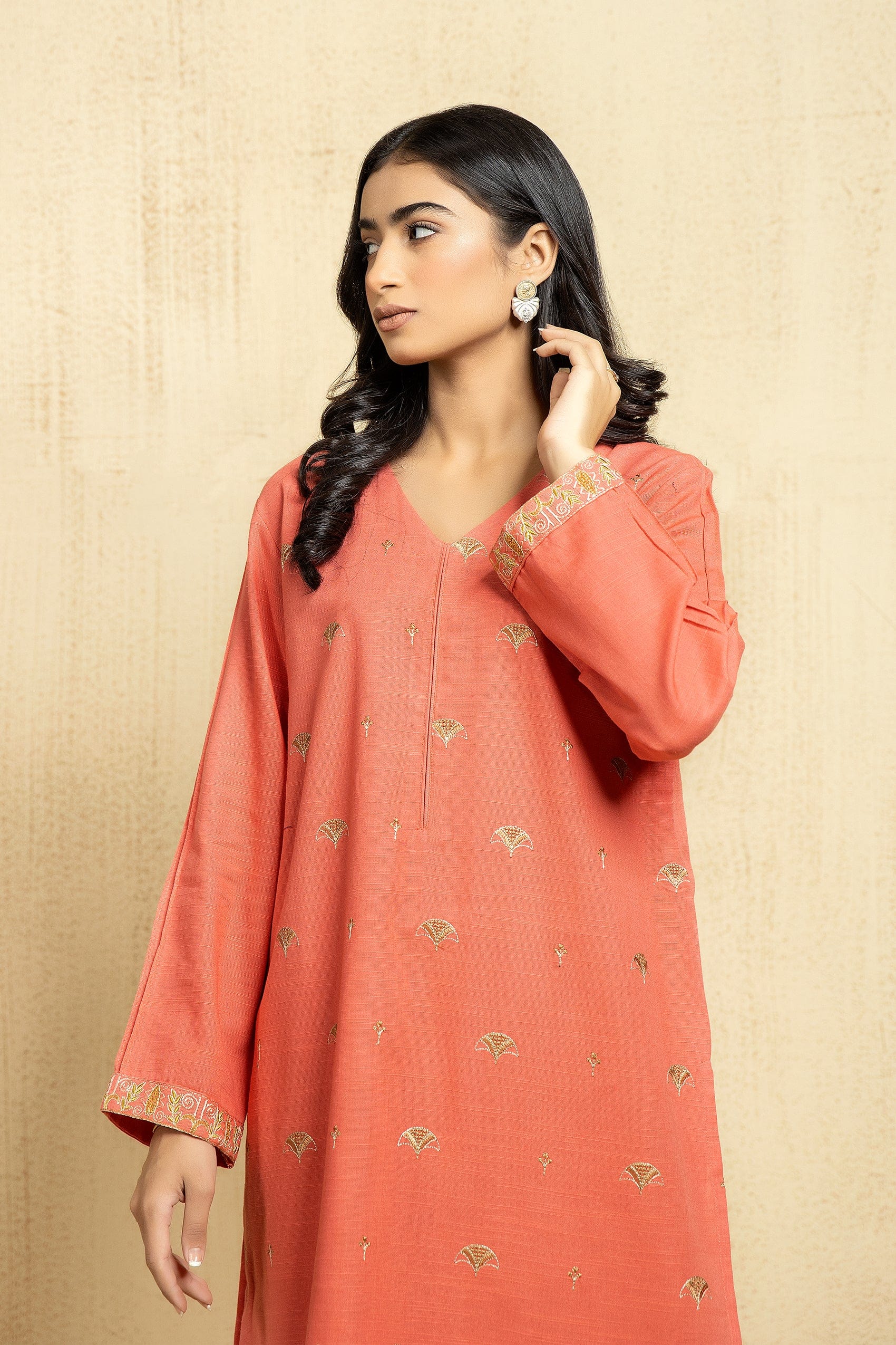 kross kulture  READY-TO-WEAR EMBROIDERED Ready to wear Embroidered KE-22515